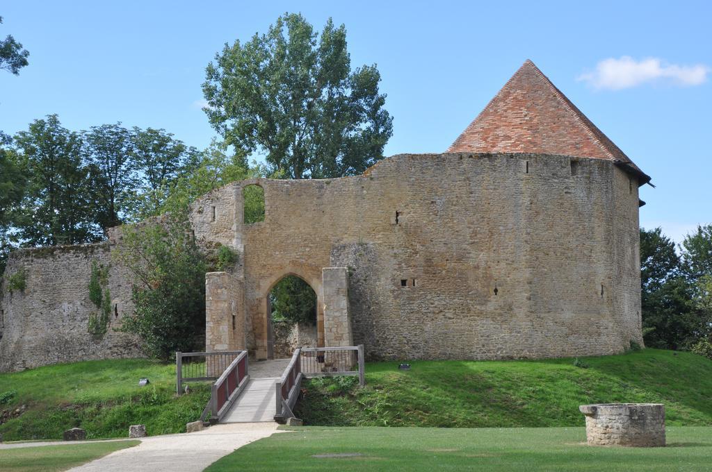 Le gîte des Trois Vaches Brionne Exterior foto