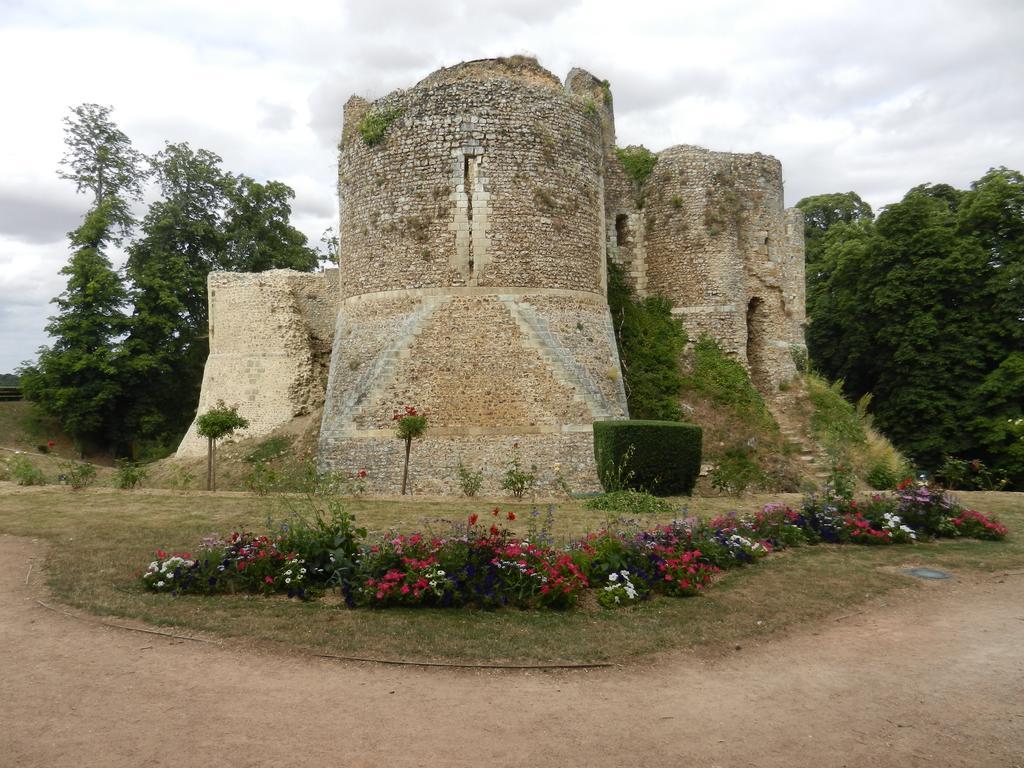 Le gîte des Trois Vaches Brionne Exterior foto